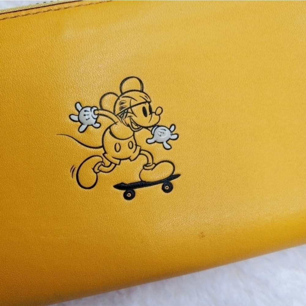 Coach x Disney Mickey Mouse Skateboard Yellow Leather Accordion Zip Wallet - Picture 5 of 15
